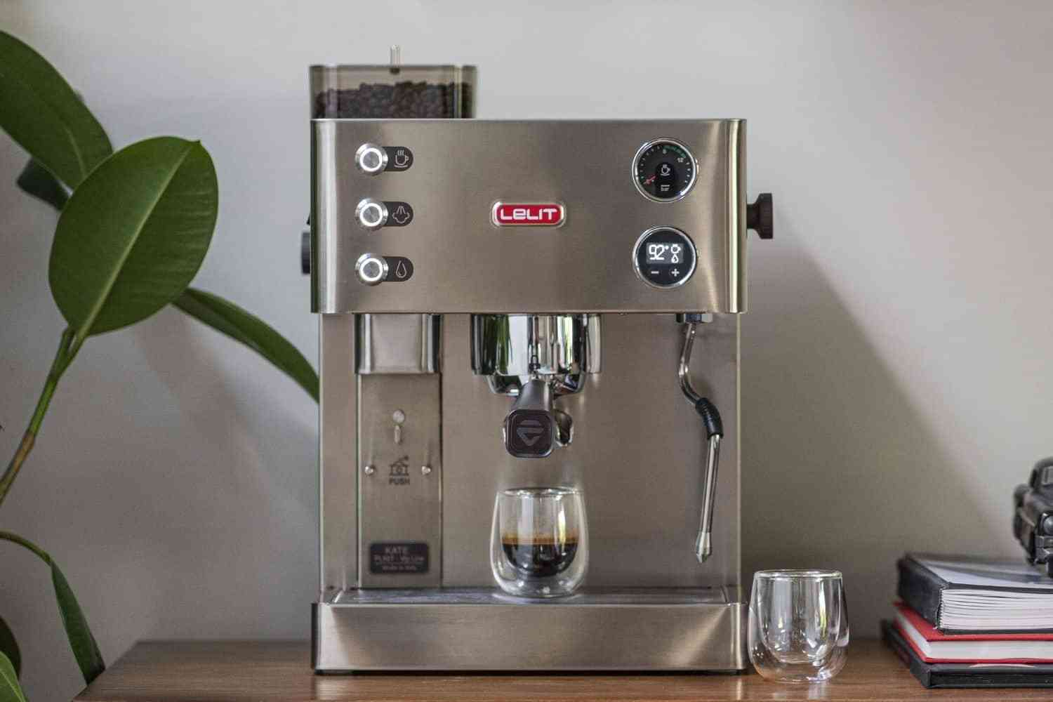 Small footprint, big performance for espresso, long blacks and milk daily